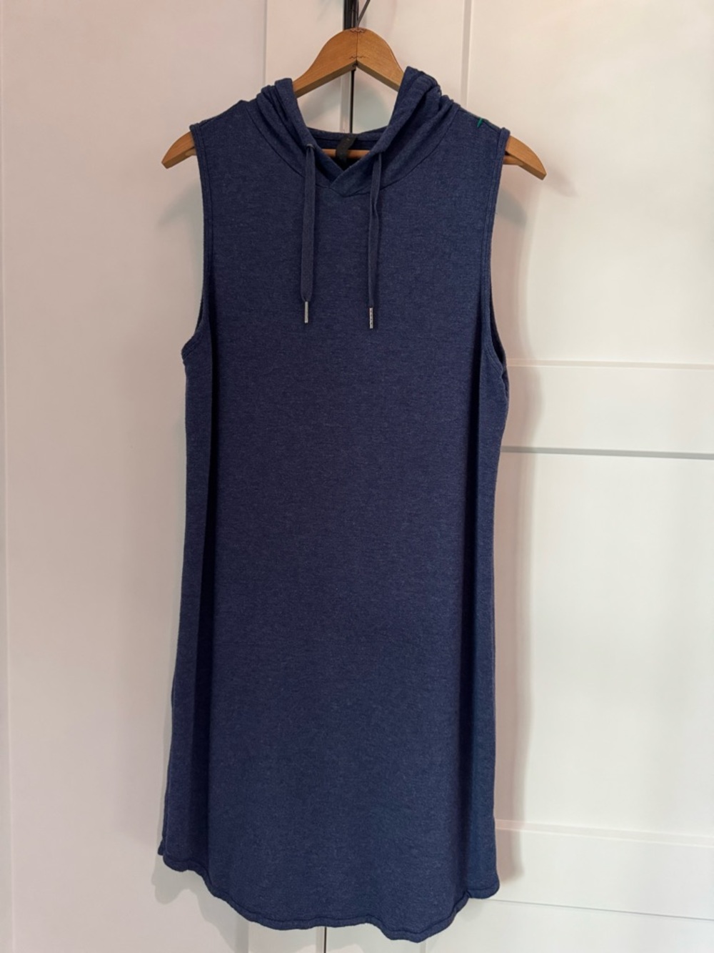 GAIAM Sleeveless Hooded Mini Dress - Navy